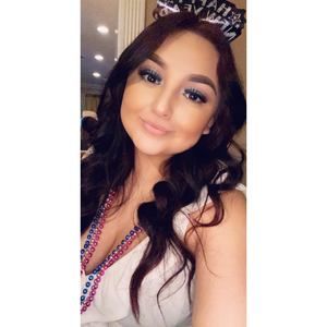 Meet your Posher, Kenia